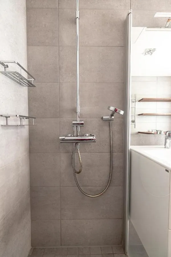 2Ndhomes Modern & Cozy 2Br Apartment With Balcony Helsinki